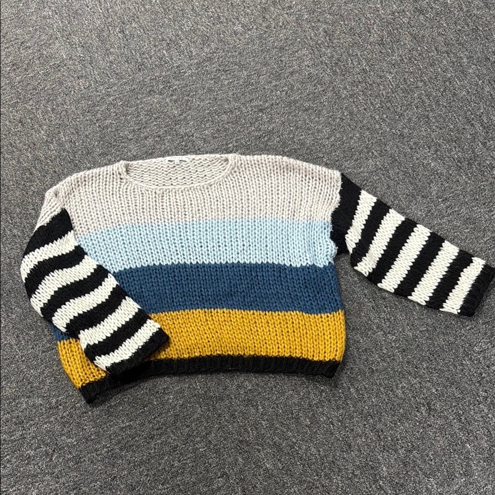 FAVLUX Cream and Blue Crew Neck Sweater with Colorblock Design